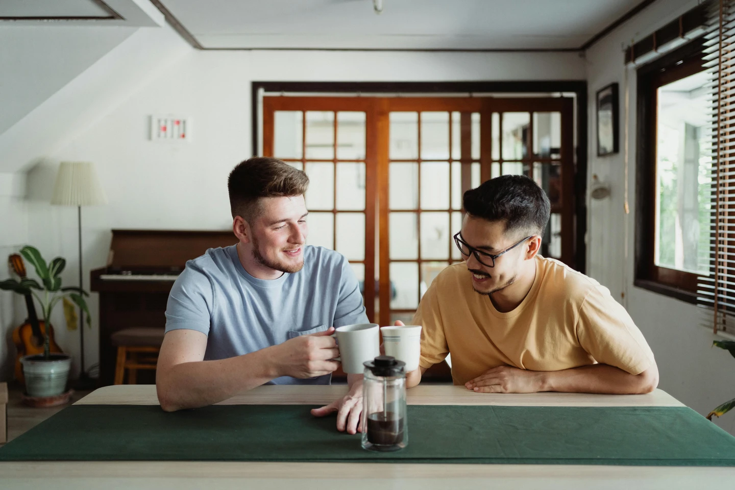 5 Things Real StayingBee Users Love About Community Travel