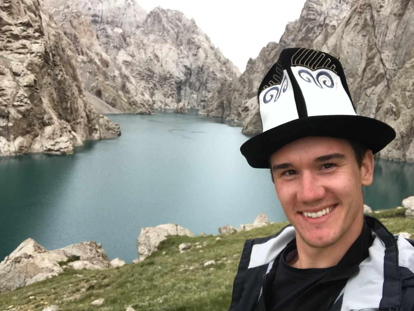 Humans of StayingBee: Why Ferenc Chooses StayingBee for Solo Travel